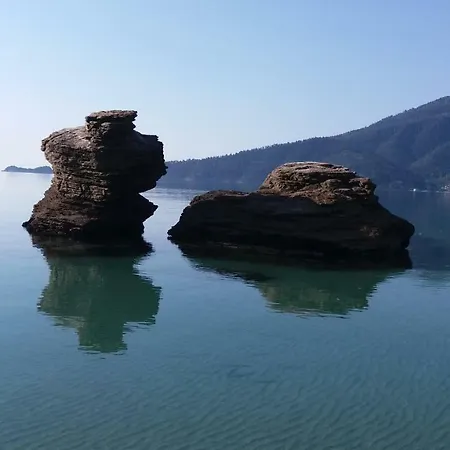 מלון דירות Tasos כריסי אמודיה