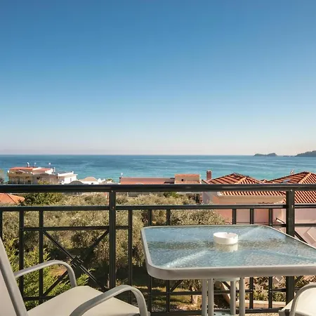 Tasos מלון דירות 3*