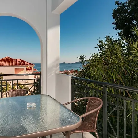 Oziomari Suites