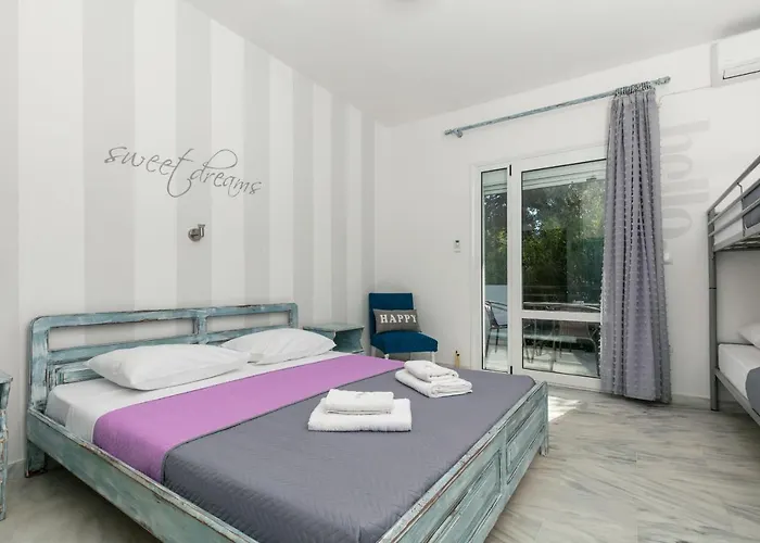Tasos 3*