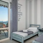 Hotel apartamentowy Tasos