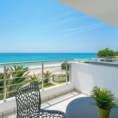 Oziomari Aparthotel 3*